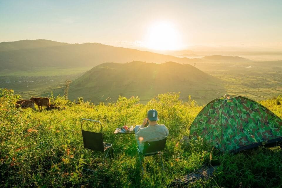 Cắm trại ở Chư Nâm ngắm thiên đường mây ở độ cao