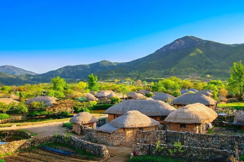 Du hành ngược thời gian tại làng dân gian Naganeupseong Hàn Quốc