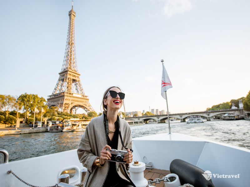 Tây Âu: Pháp - Bỉ - Hà Lan (Du thuyền sông Seine, khu đồng quê Zaanse Schans, lễ hội điêu khắc băng)